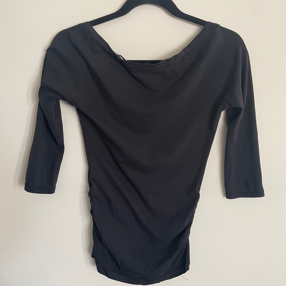 ✨ Side Ruched Shirt ✨ 3 for $33 ✨ - Picture 3 of 5
